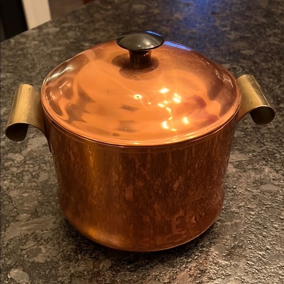 Vintage 3QT Copper Pot with Lid - Picture 1 of 10